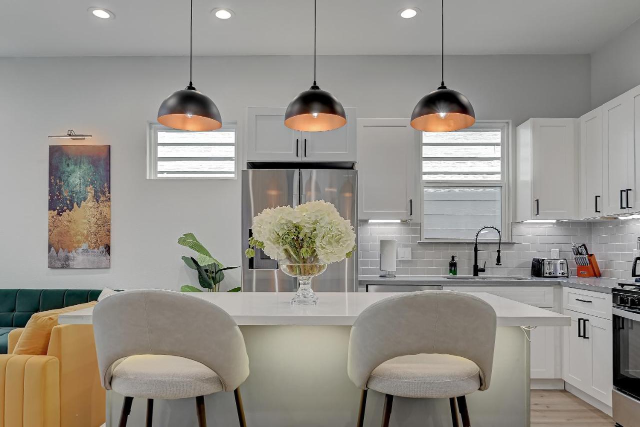 Villa Elegant 3Br Haven- Games, Luxury & Lush Garden Houston Esterno foto
