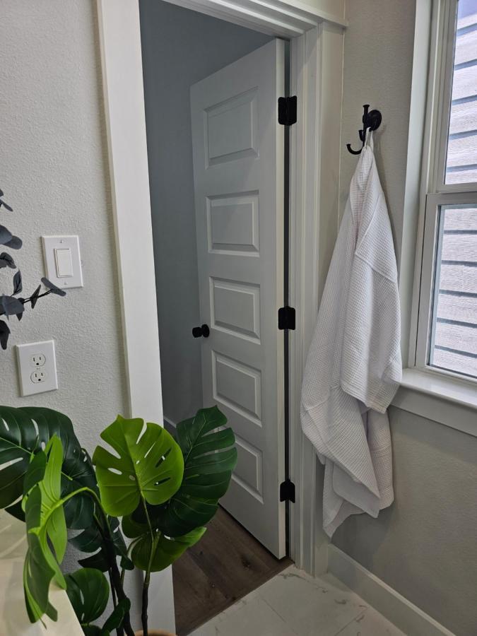 Villa Elegant 3Br Haven- Games, Luxury & Lush Garden Houston Esterno foto